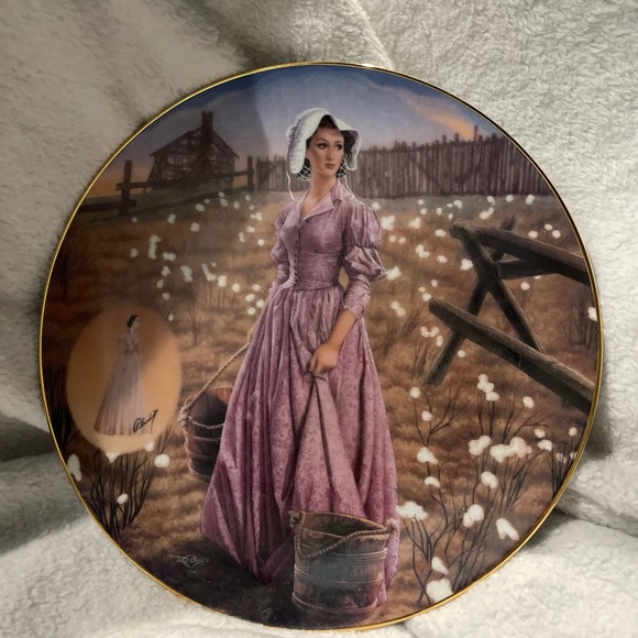The Bradford Exchange Other - The Bradford Exchange Scarlett O’Hara Decor Accent Plate